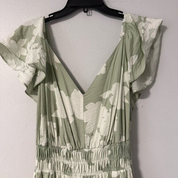 Rachel Zoe Green  White Floral Tiered Shirred Maxi Dress M Ruffle Sleeve V-neck - Picture 2 of 13